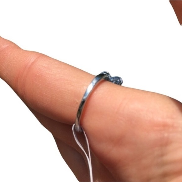 Faux Turquoise Fashion Silver Alloy Ring Size 8 - Picture 4 of 5